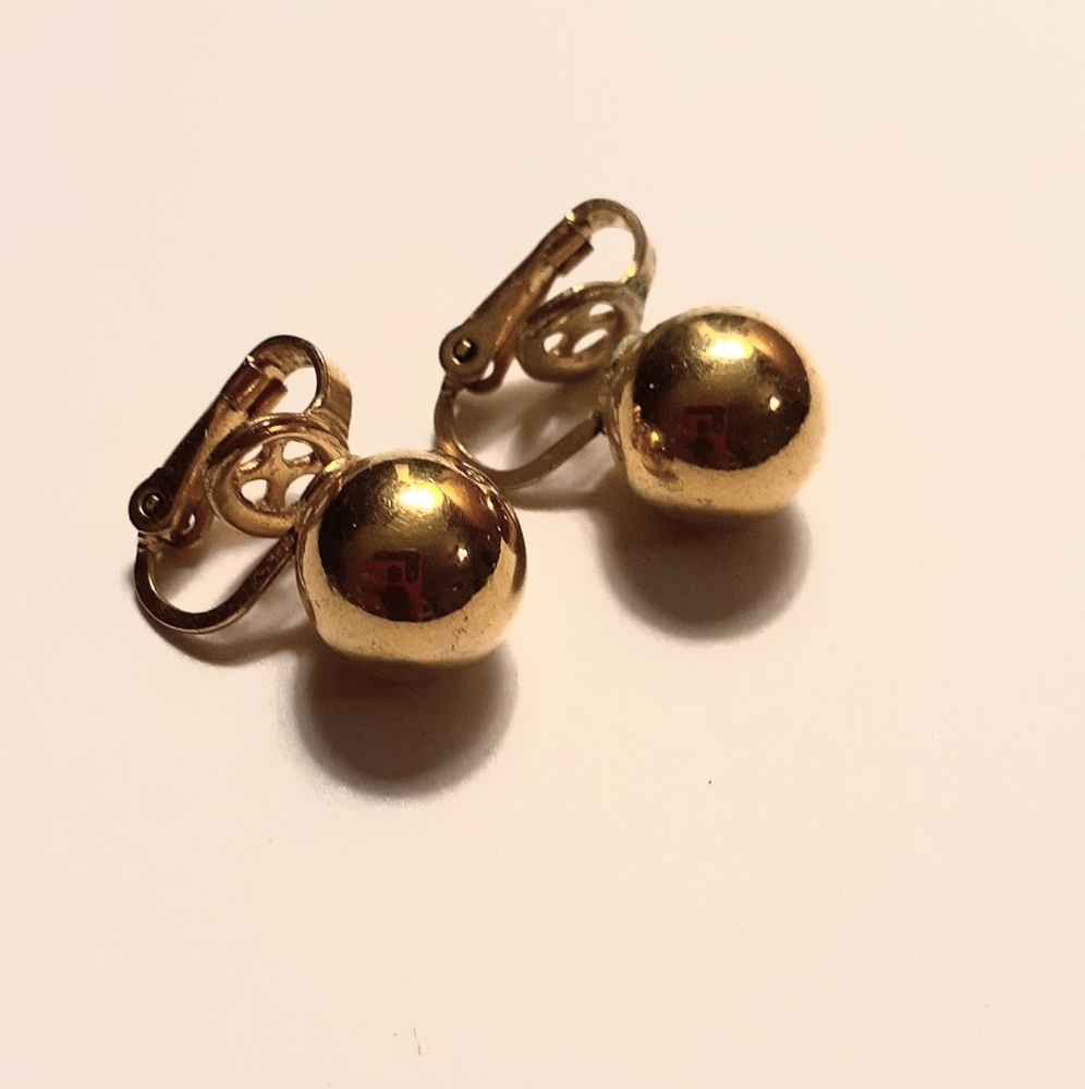 Vintage Trifari Earrings